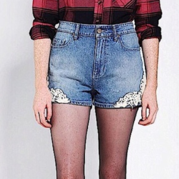 Urban Outfitters Pants - BDG High-Waisted Erin Shorts
